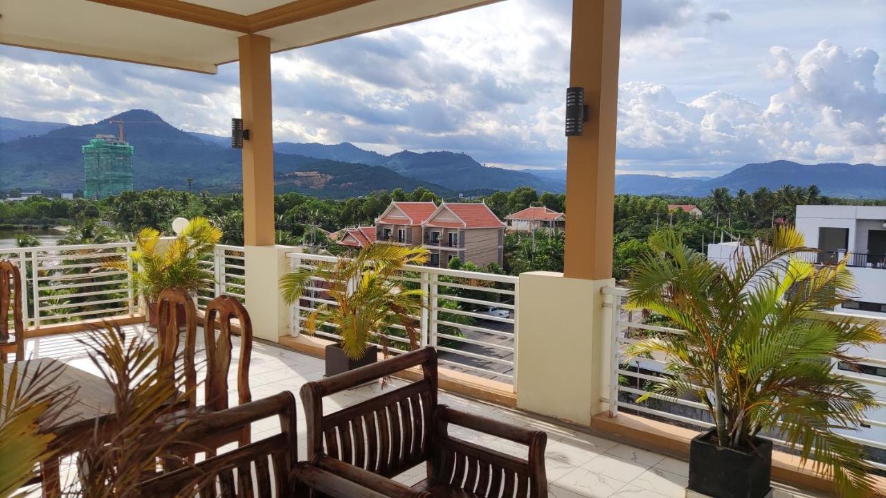 Monica Guesthouse Kampot Eksteriør billede